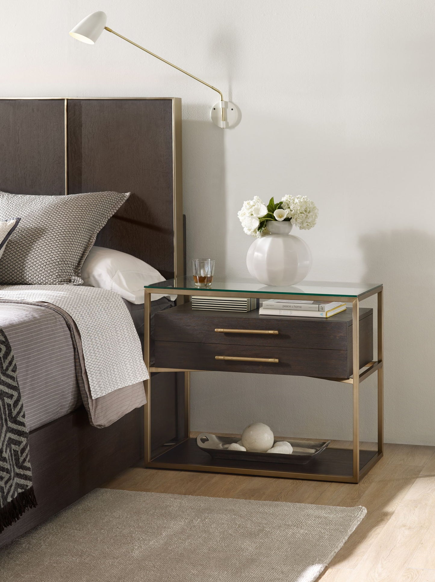Curata - 1-Drawer Nightstand - Dark Brown