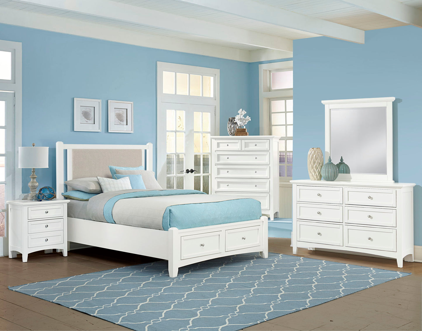 Bonanza - Pebble Gray Upholstered Bed With Storage Footboard