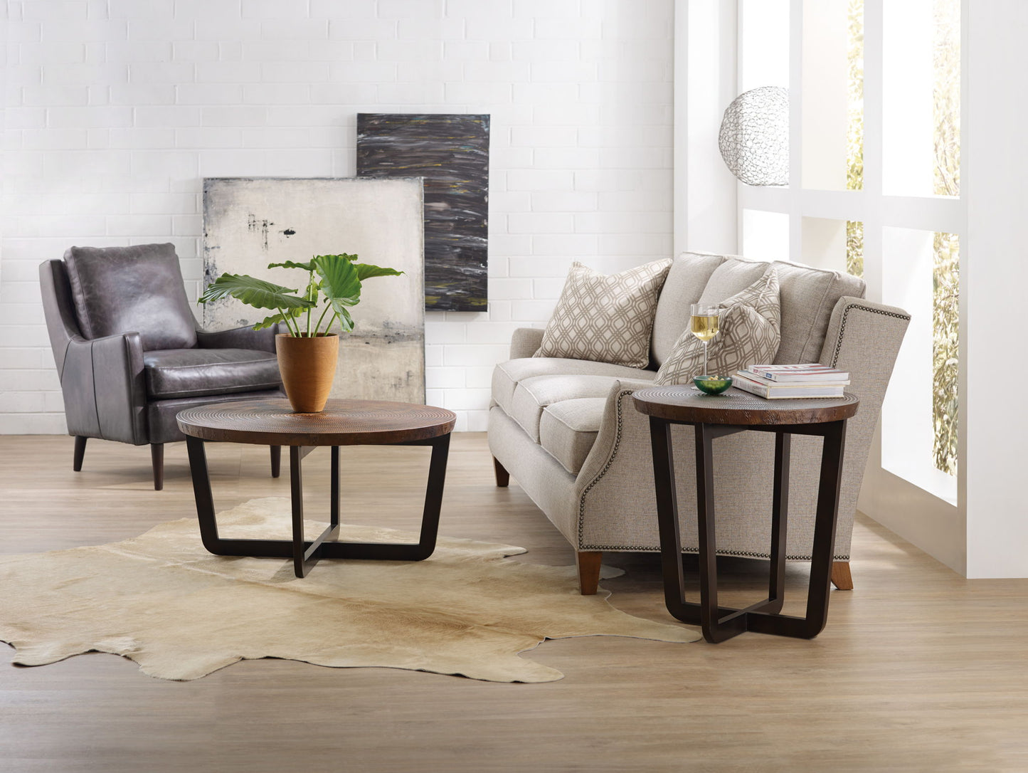 Parkcrest - Round Table