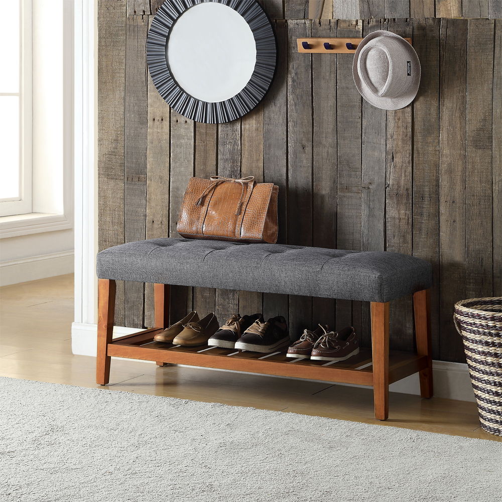 Charla - Bench