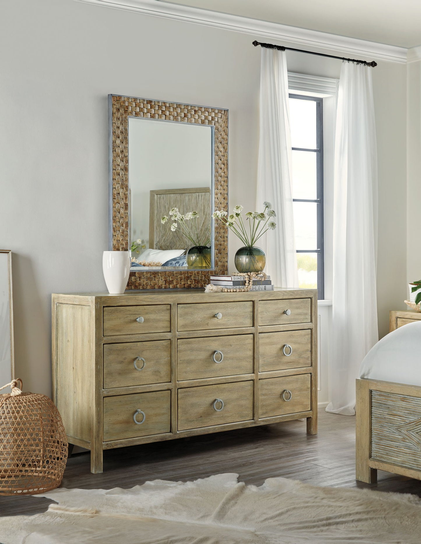Surfrider - 9-Drawer Dresser - Light Brown