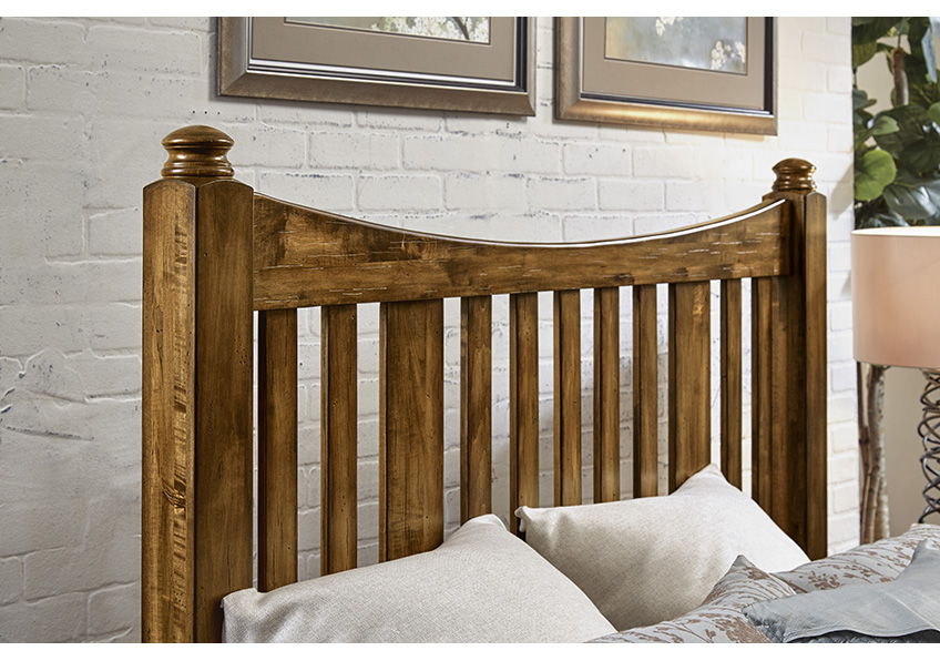 Maple Road - Slat Poster Bed With Slat Poster Footboard