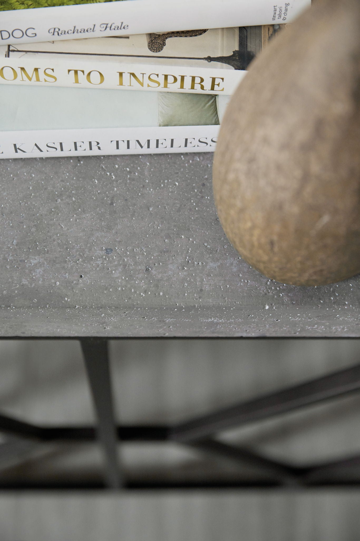 Ciao Bella - Metal And Concrete Console Table - Dark Gray / Black