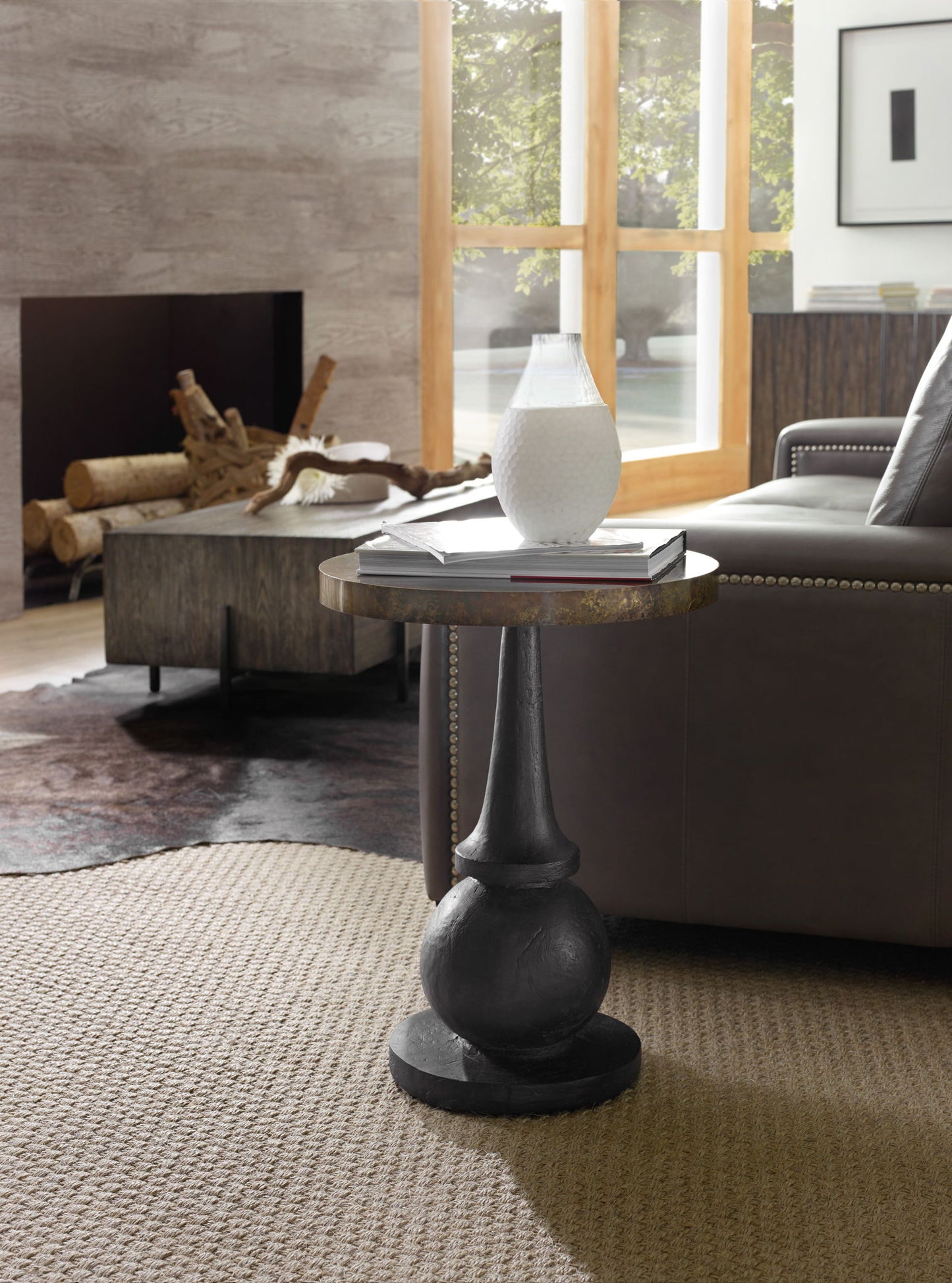 Curata - Accent Table - Light Brown / Black