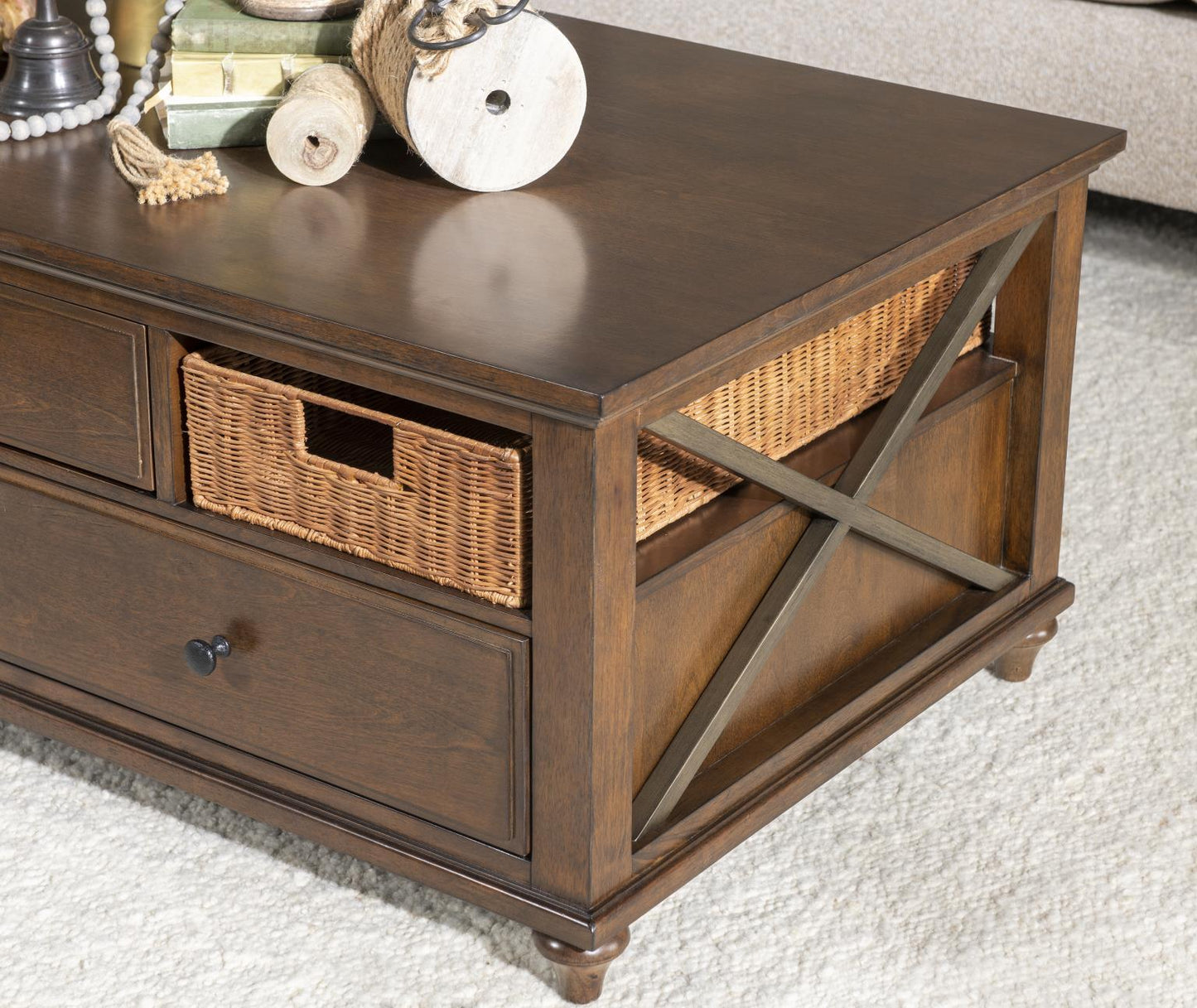 Elise - Table