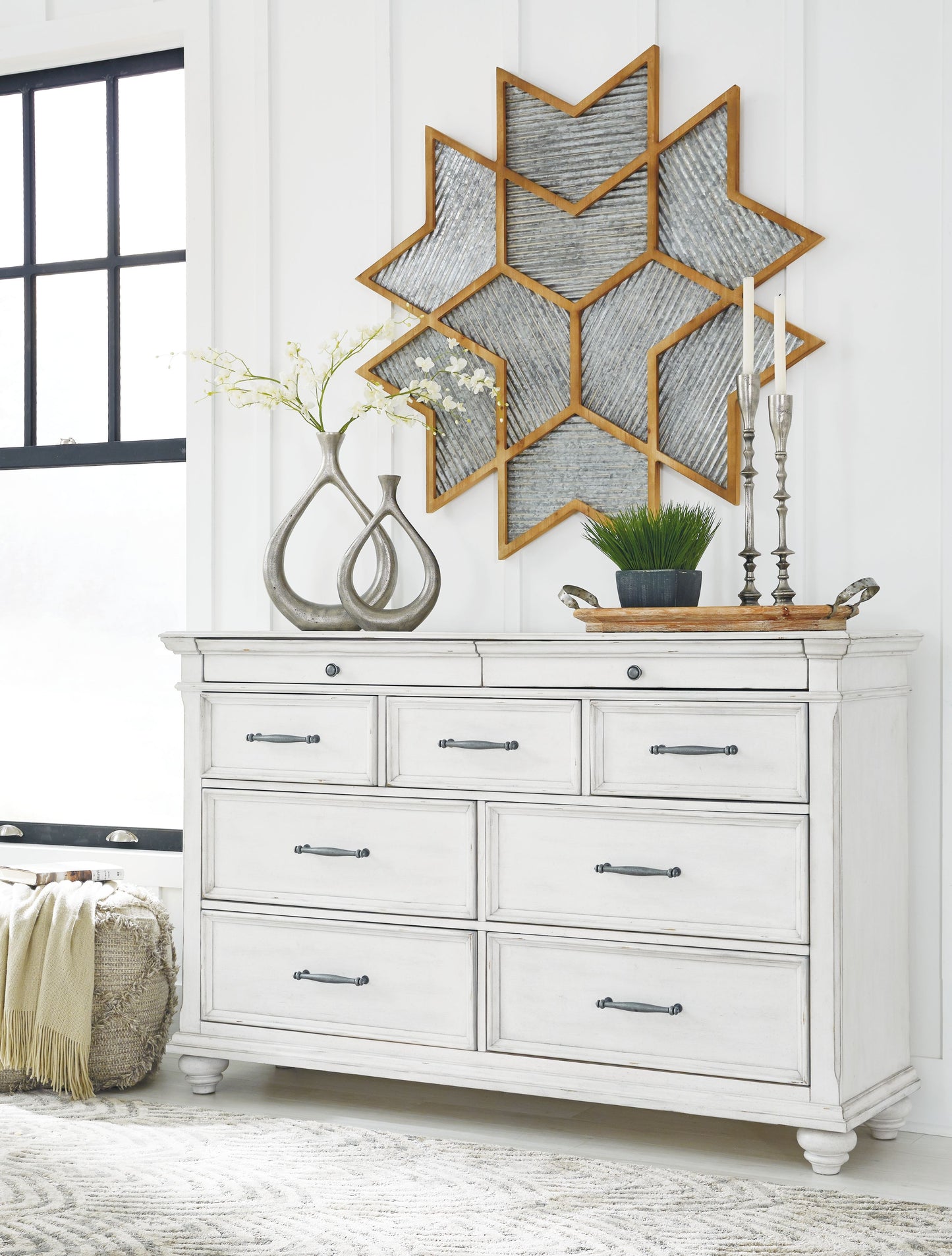 Kanwyn - Dresser