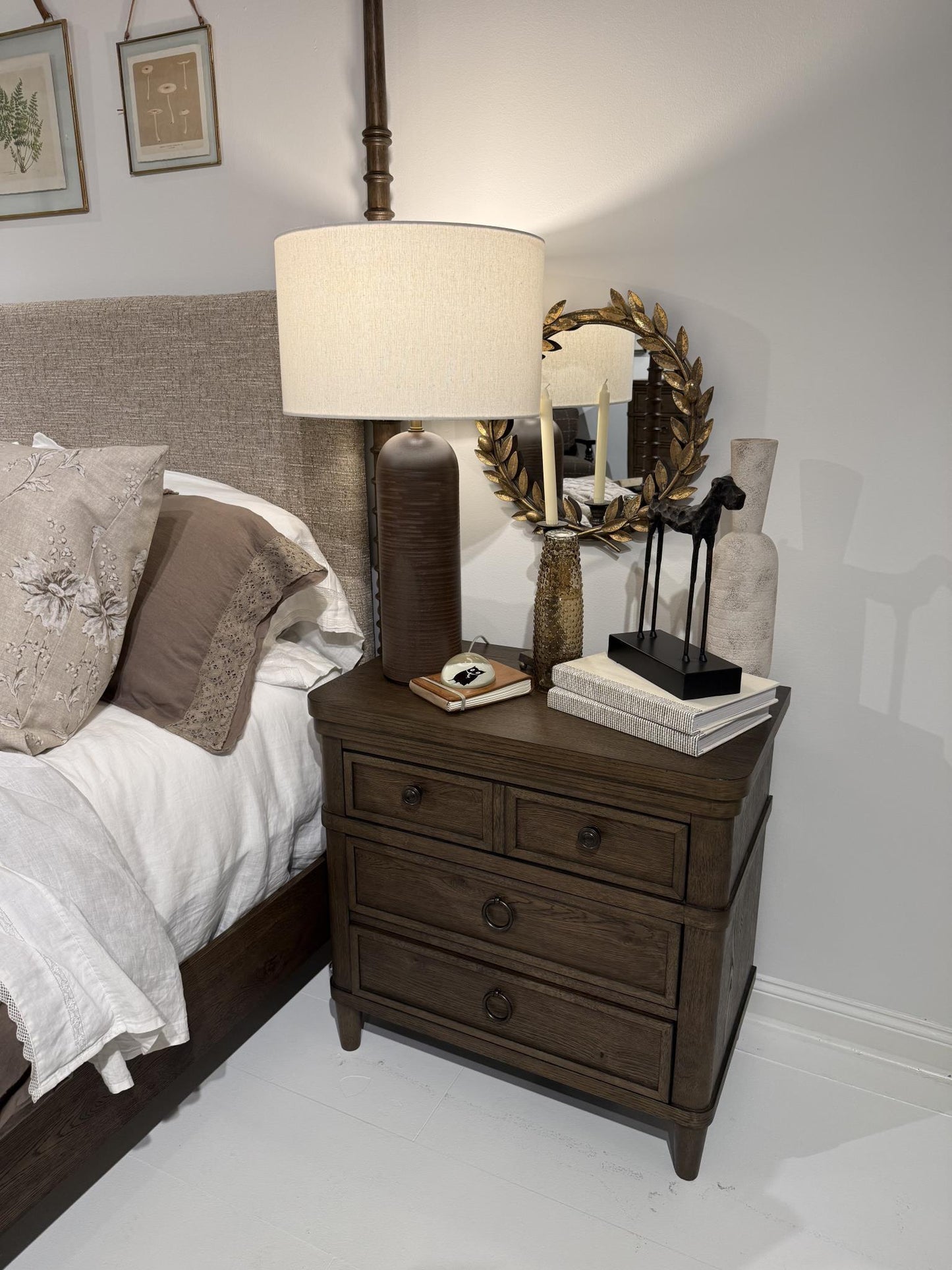 Seraphina - Nightstand