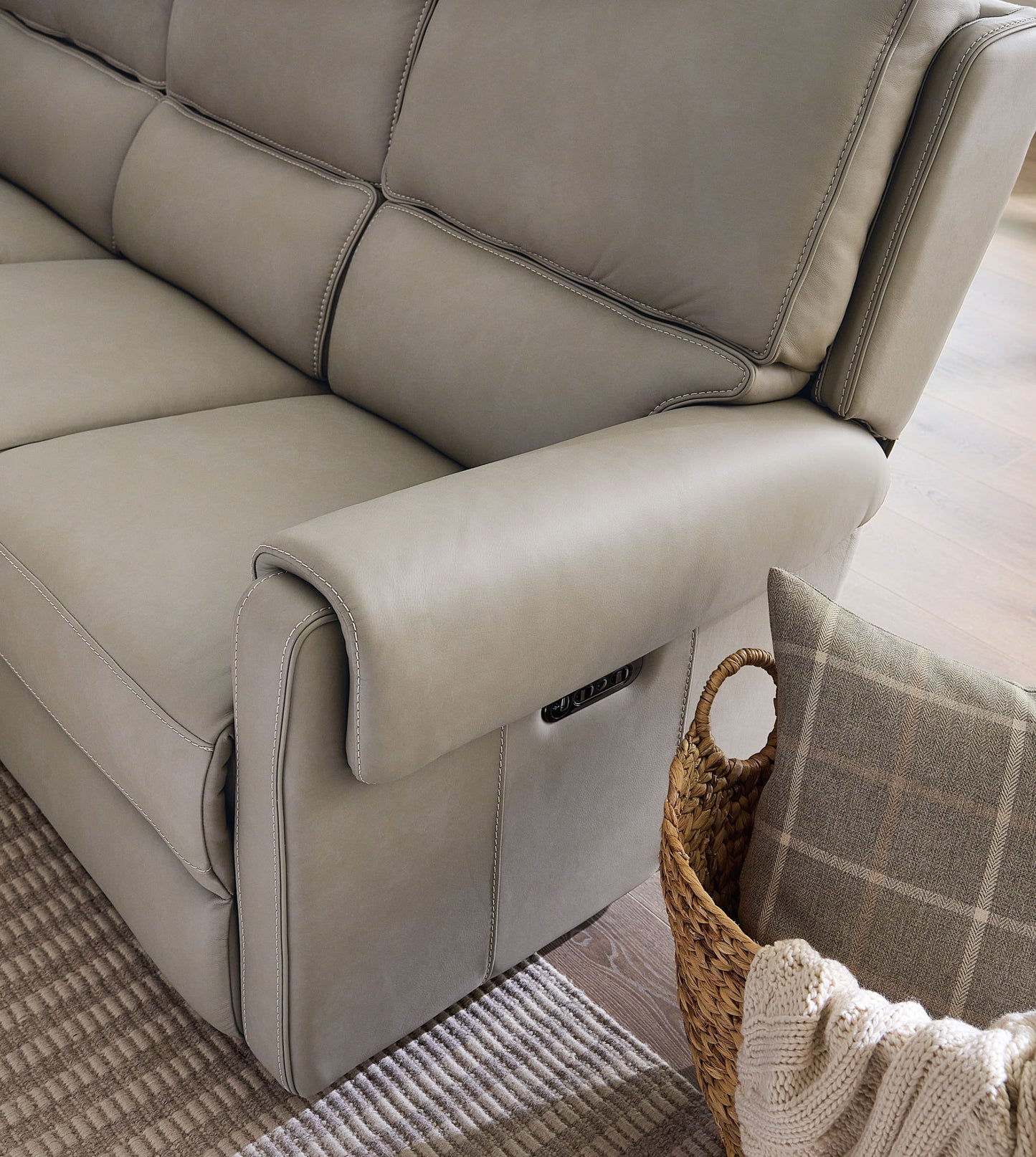 MS - Somers Power Sofa With Power Headrest