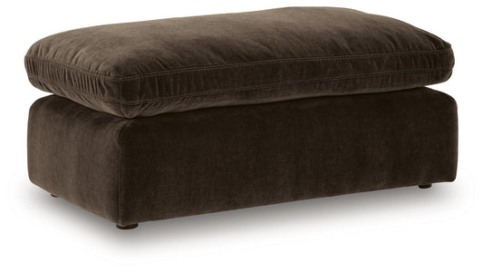 Maxton Heights - Ottoman
