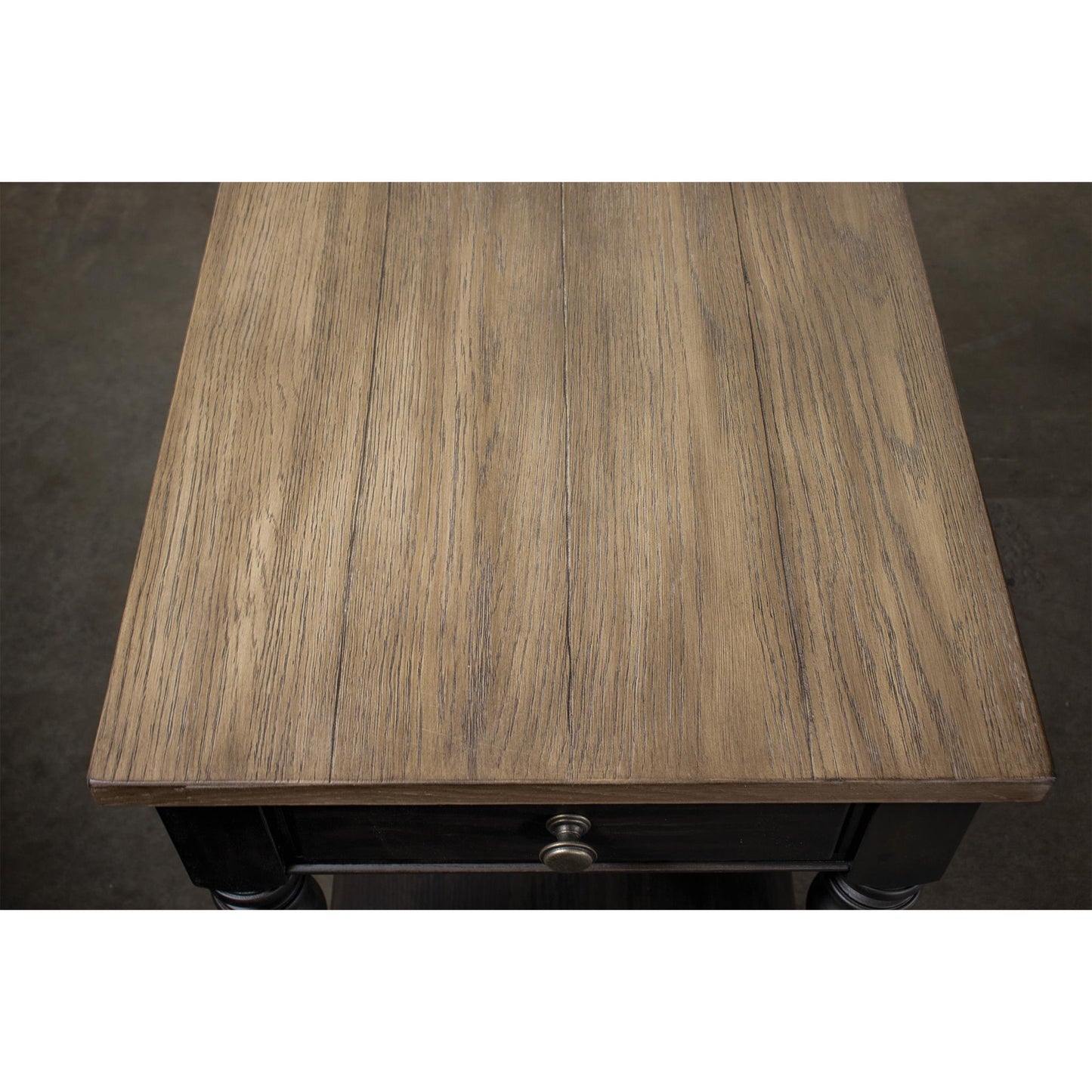 Barrington - Table
