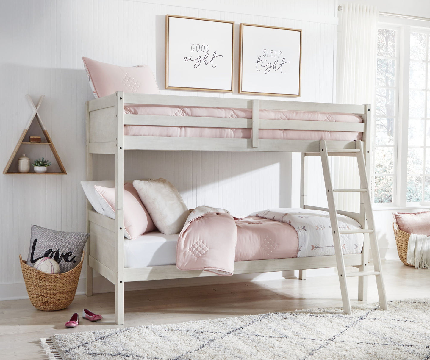 Robbinsdale - Twin/Twin Bunk Bed w/Ladder - Antique White