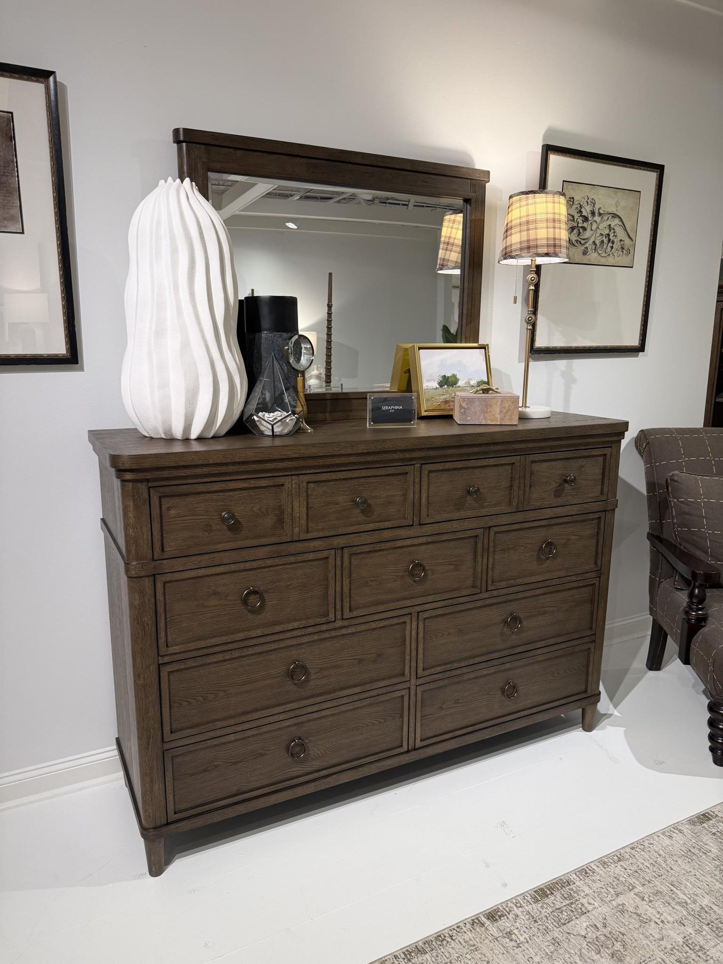 Seraphina - Dresser