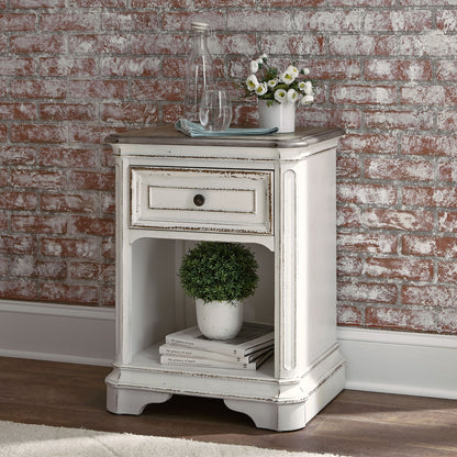 Magnolia Manor - 1 Drawer Nightstand - Antique White