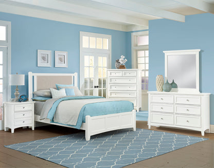 Bonanza - Pebble Gray Upholstered Bed With Mansion Footboard