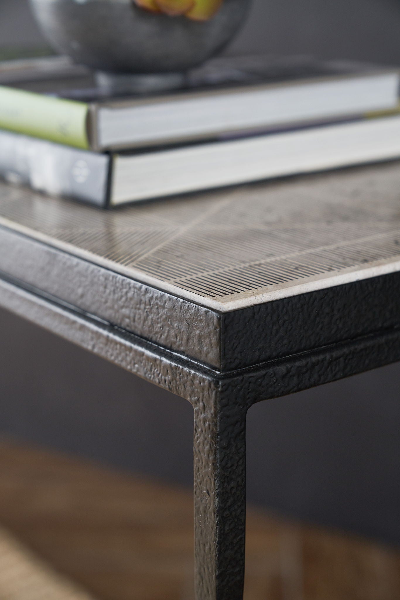 Commerce And Market - Paragon Metal & Wood Console Table - Black