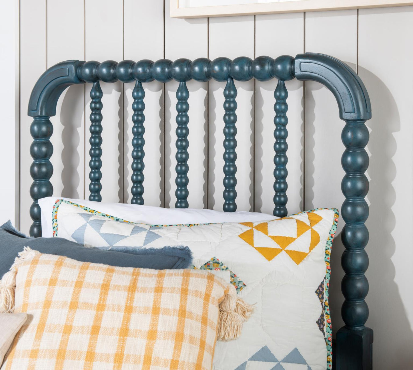 Lake House - Complete Jenny Lind Bed