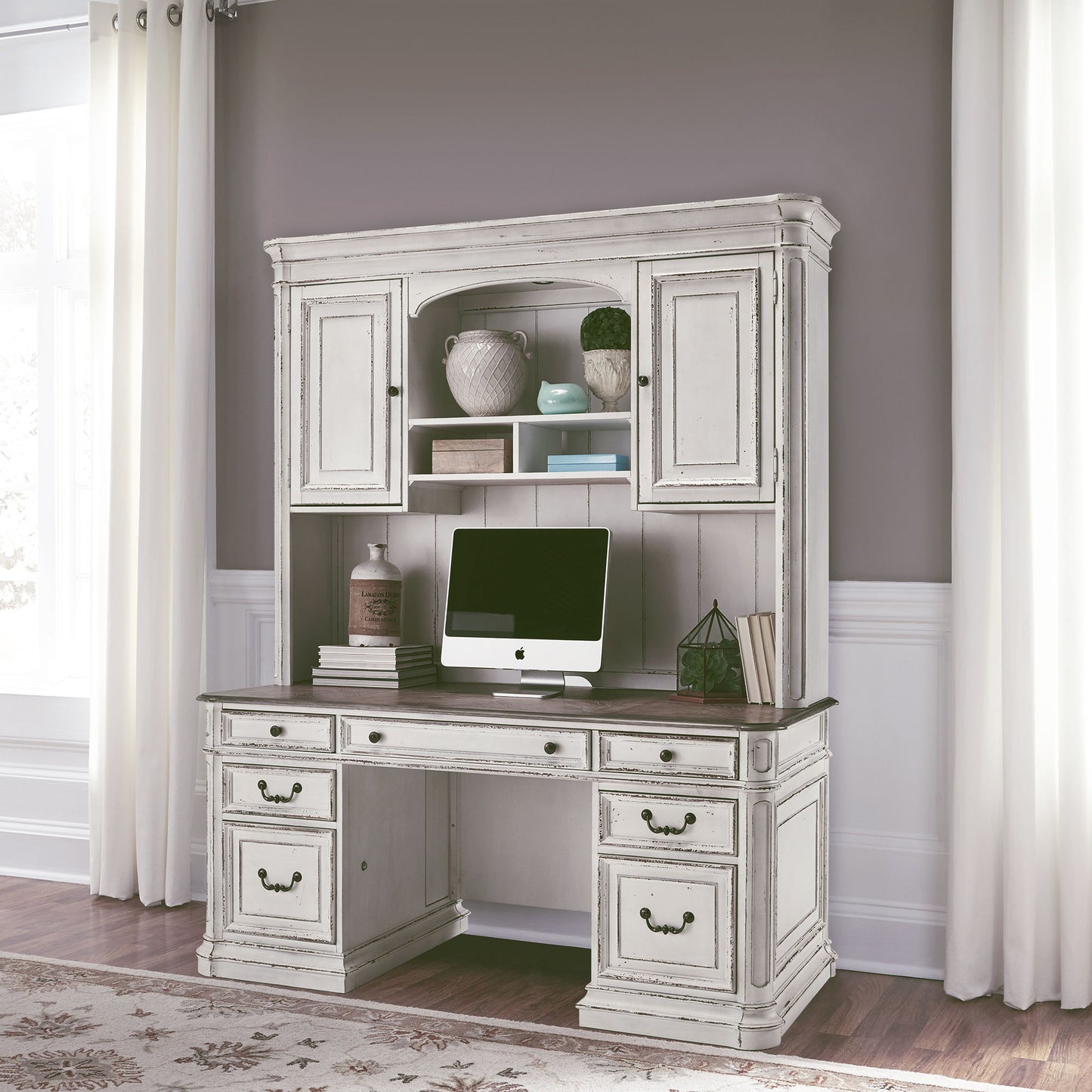 Magnolia Manor - Jr Executive Credenza Hutch - Antique White