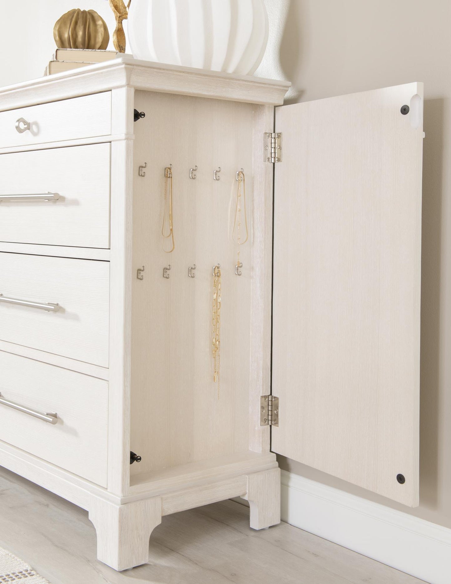 Harmony - Dresser