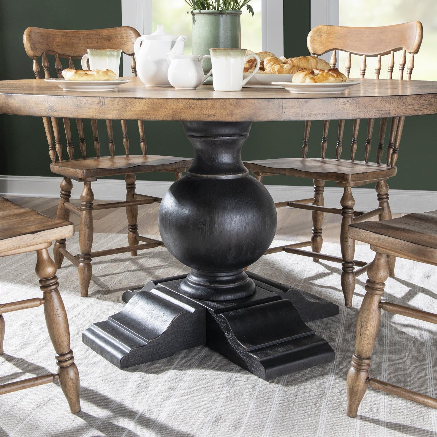 Vintage Market - Round Dining Table Complete - Barnwood Oak And Kettle Black