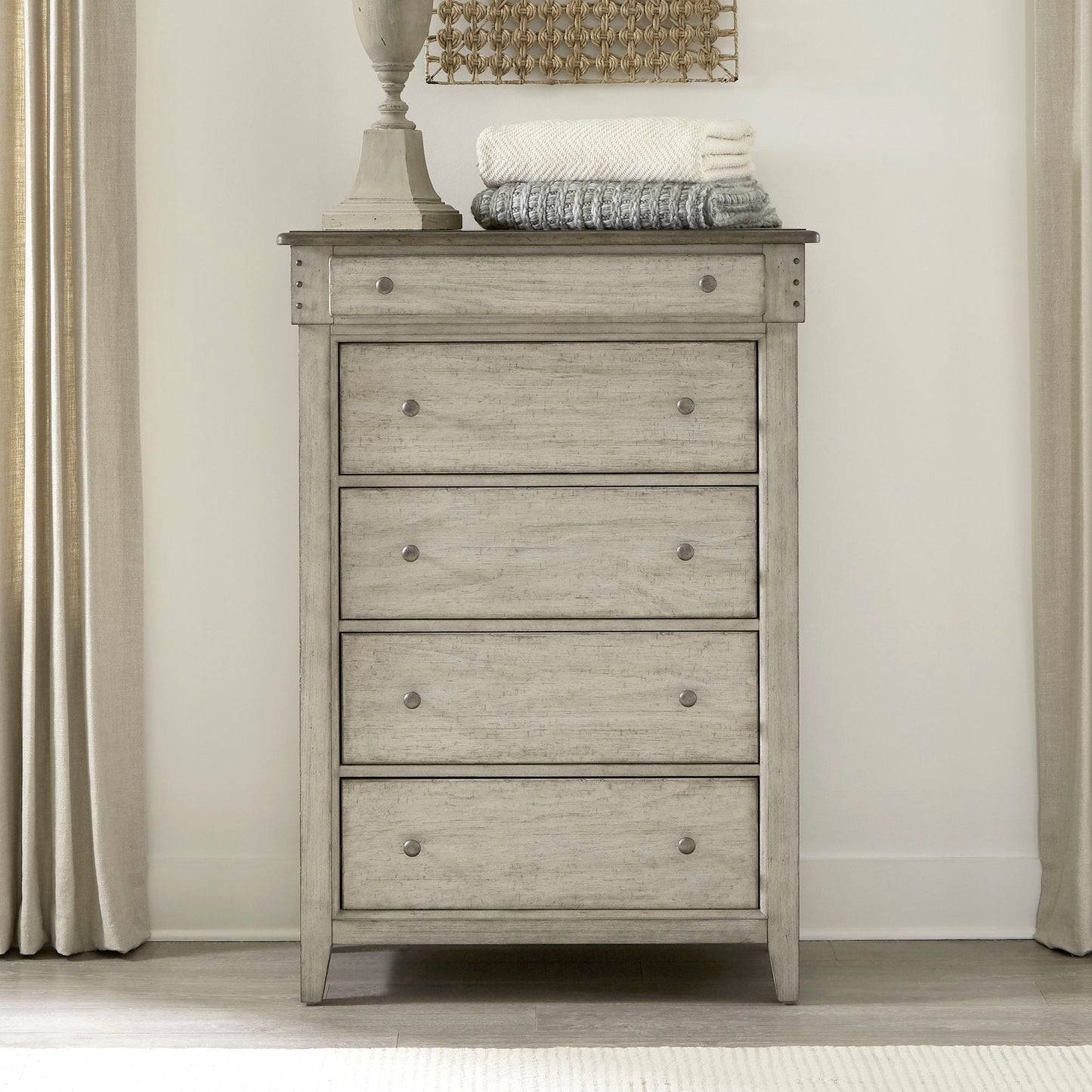 Ivy Hollow - 5 Drawer Chest - Weathered Linen / Dusty Taupe