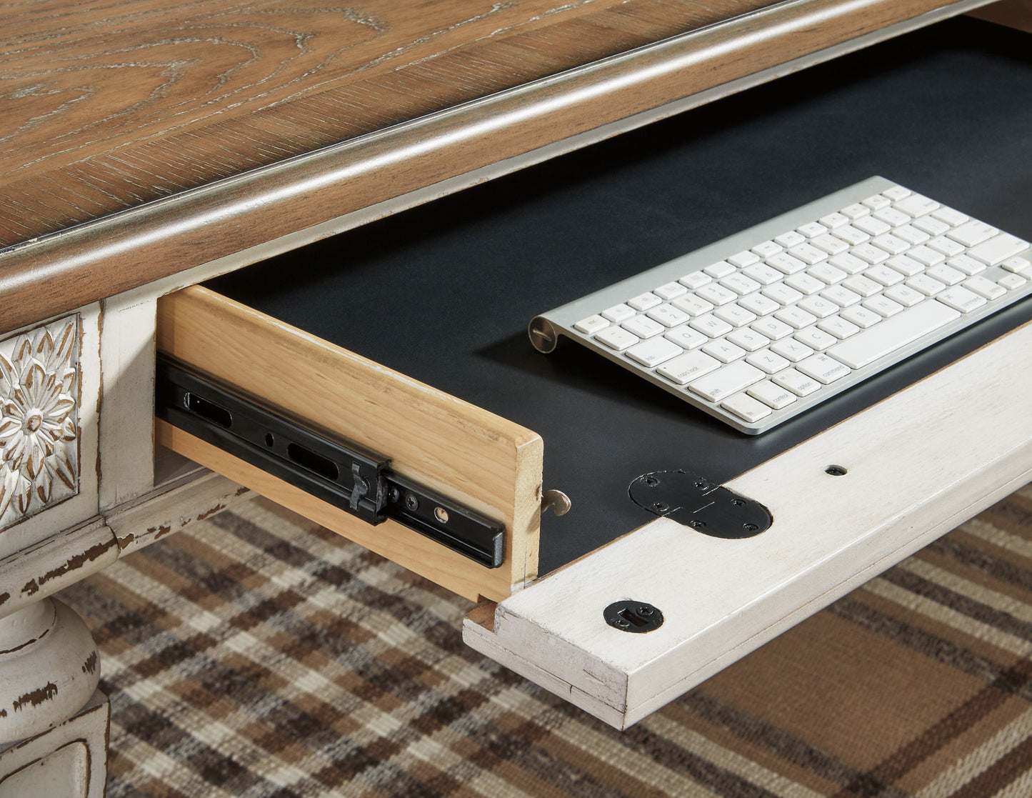 Realyn - Home Office L Shaped Desk - White / Brown
