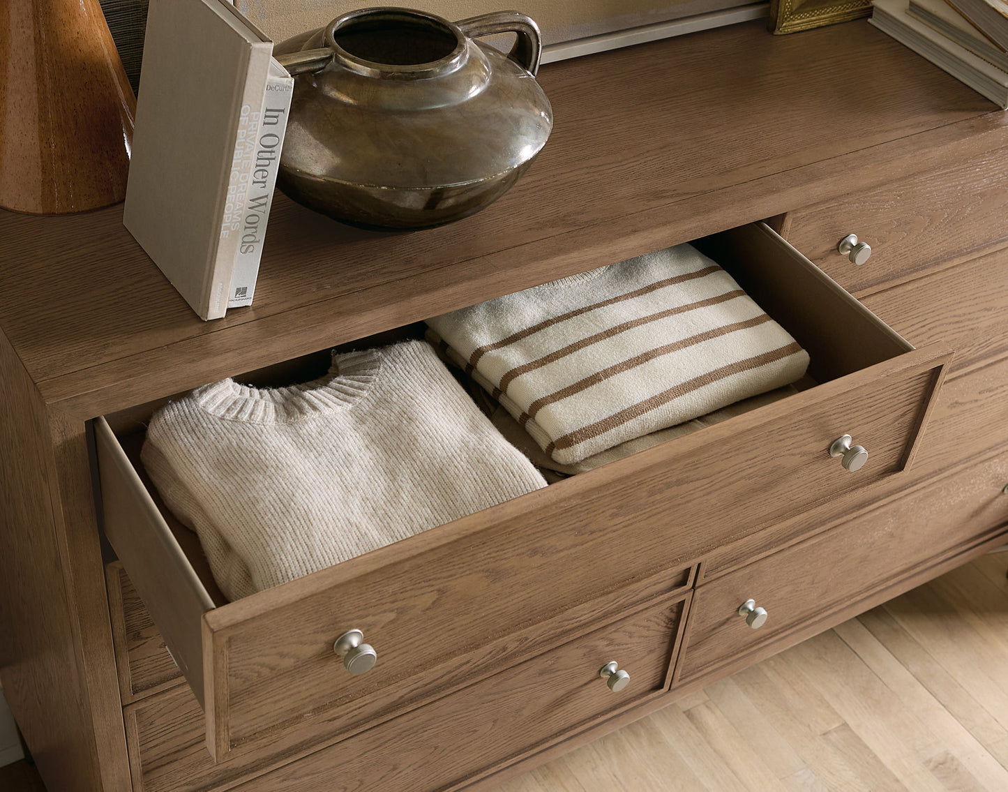 Sonnet - Eight-Drawer Dresser - Dark Gray / Light Brown