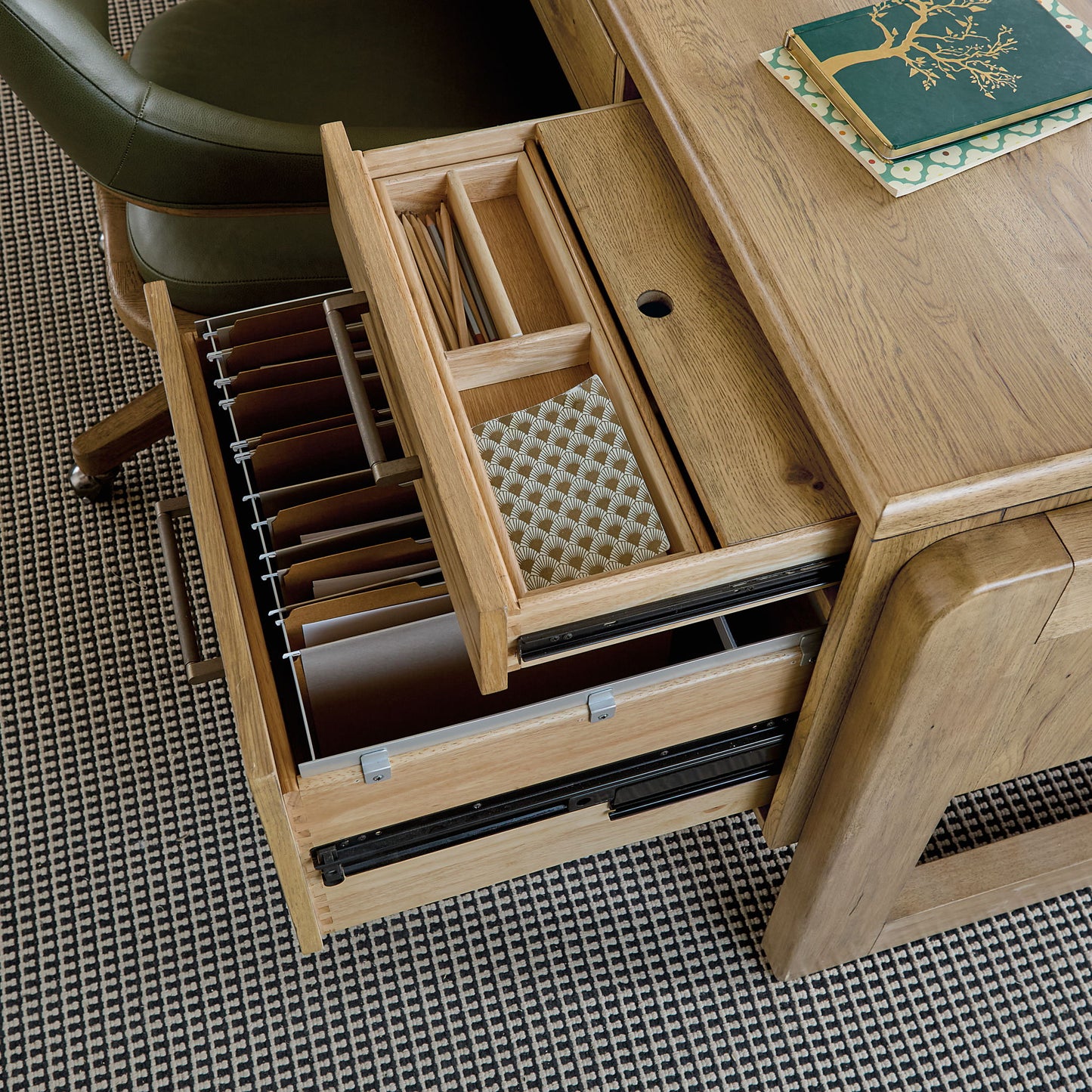 Home Office - Executive Desk - Light Brown