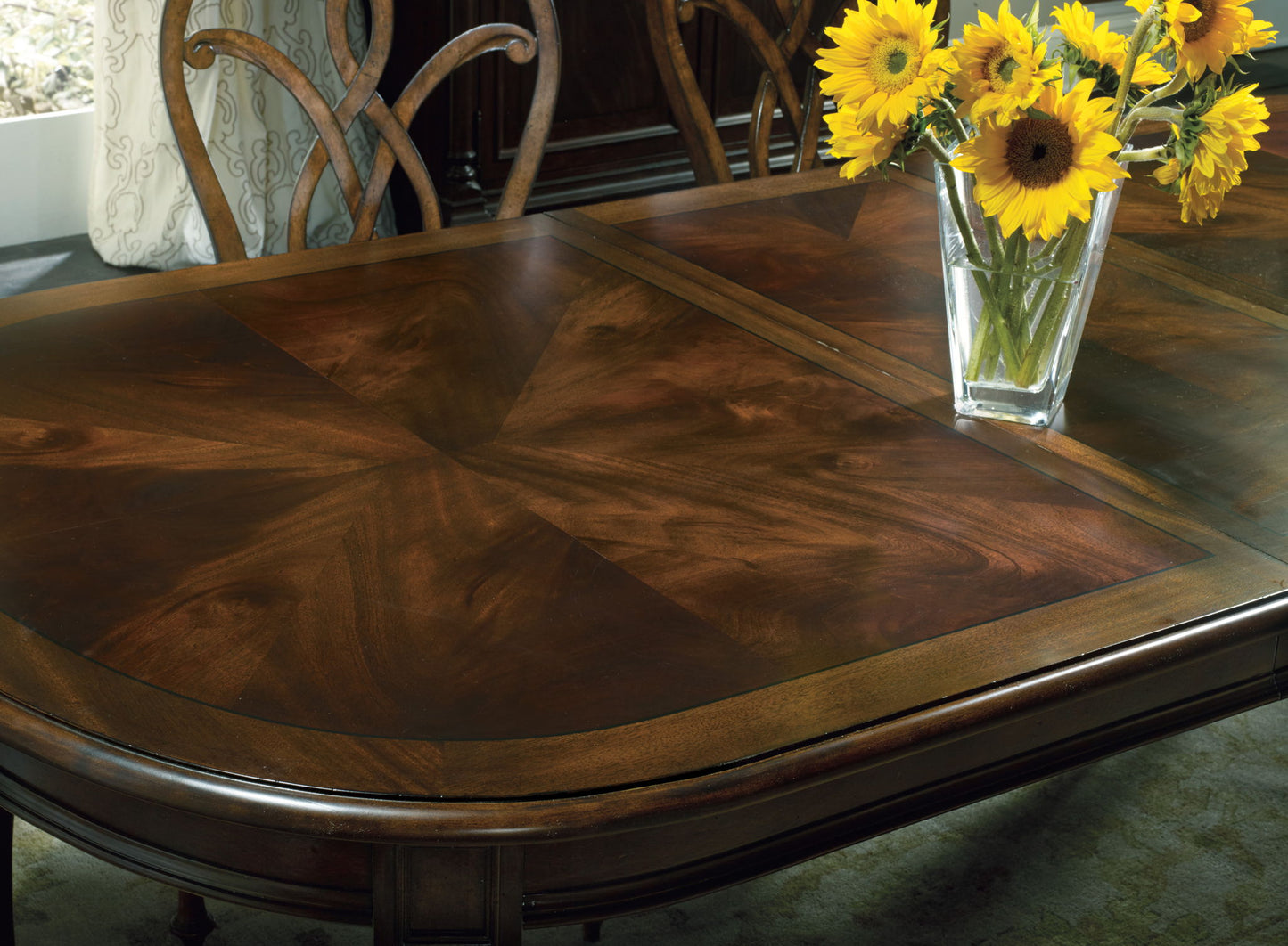 Leesburg - Leg Table With Two 18" Leaves - Dark Brown