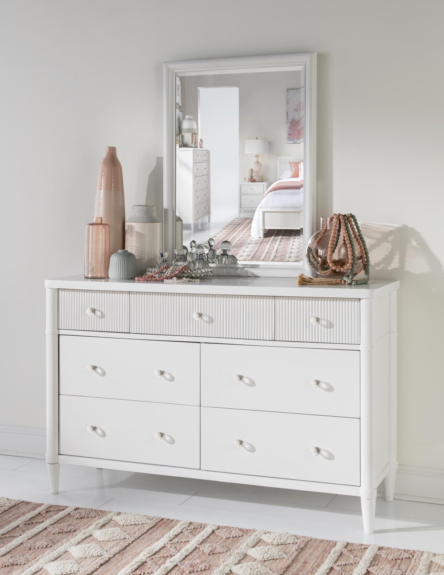 Adeline - 7 Drawer Dresser - Cloud White