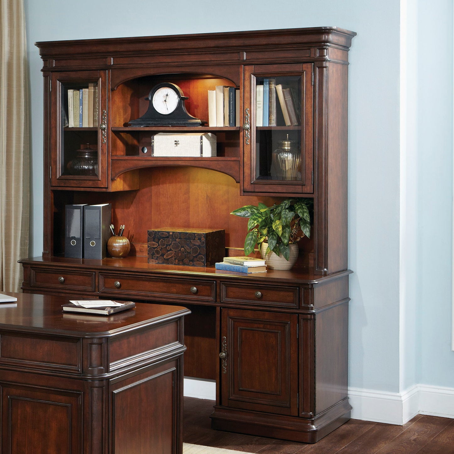 Brayton Manor - 3 Piece Jr Executive Credenza - Cognac