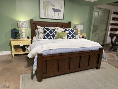 Lake House - Horizontal Slat Panel Bed