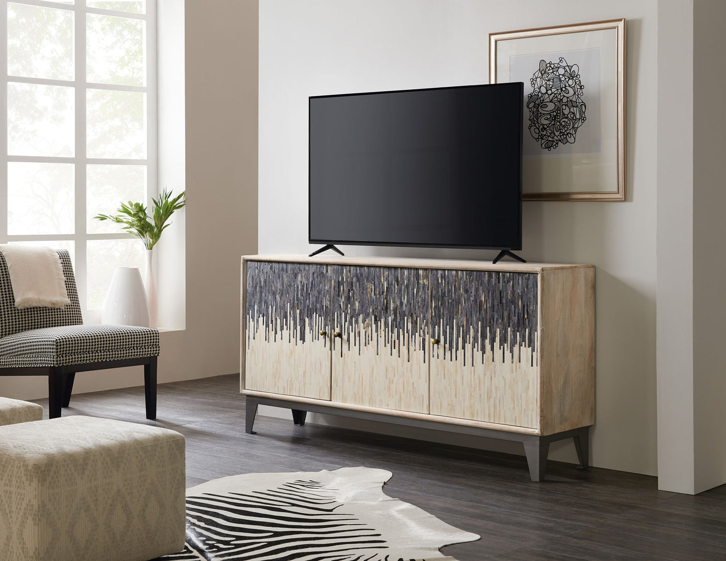 Home Accent - 3-Door Console - Beige