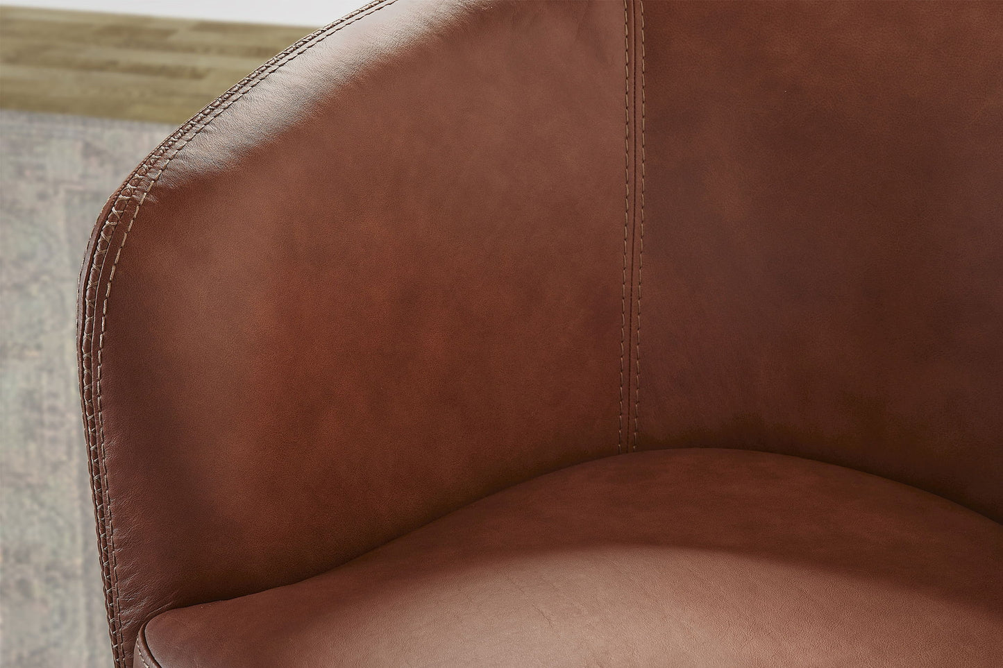 Barolo - Swivel Club Chair