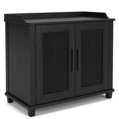 Calhoun - Bachelors Chest - Ebony Whiskey Oak