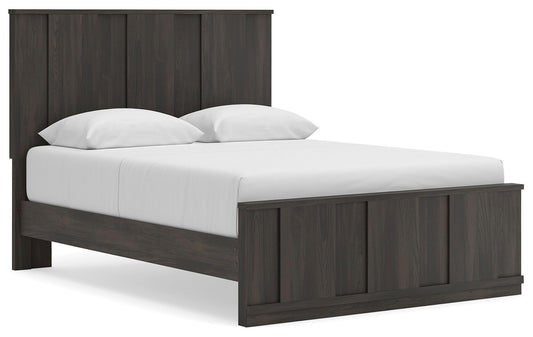 Shaehartin - Queen Panel Platform Bed - Dark Brown