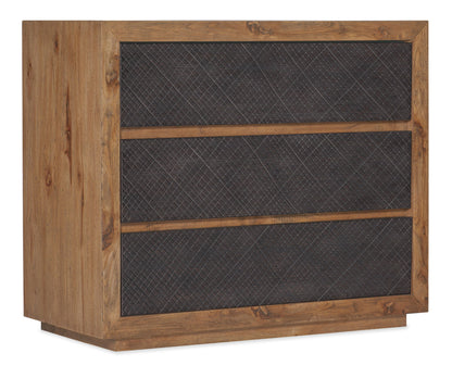Big Sky - 32" Bachelors Chest - Light Brown / Dark Gray