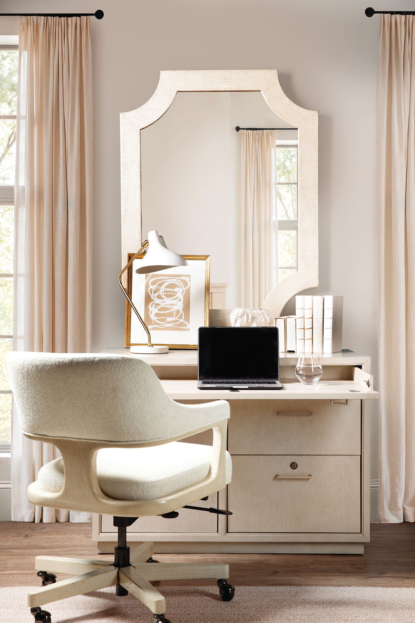 EC - Briar Executive Chair